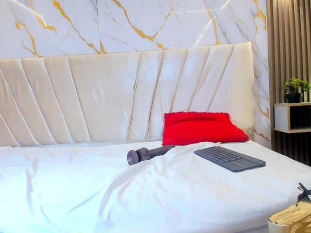 sweetemily-x live cam on BongaCams