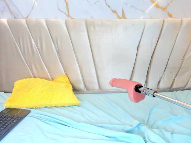 sweetemily-x live cam on BongaCams