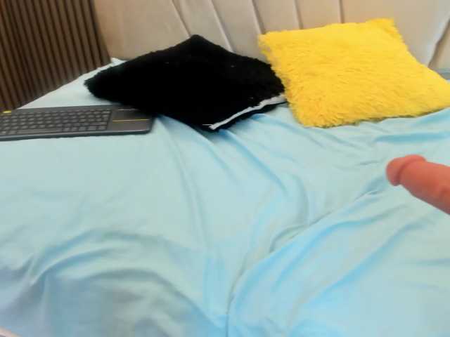 sweetemily-x live cam on BongaCams
