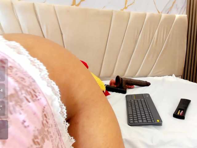 sweetemily-x live cam on BongaCams