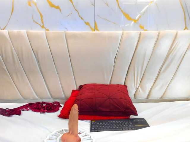 sweetemily-x live cam on BongaCams