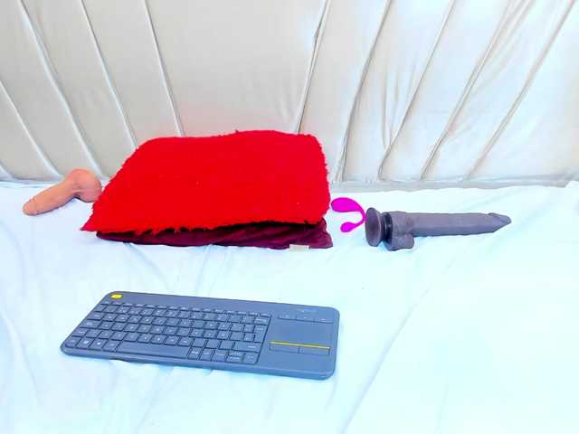 sweetemily-x live cam on BongaCams