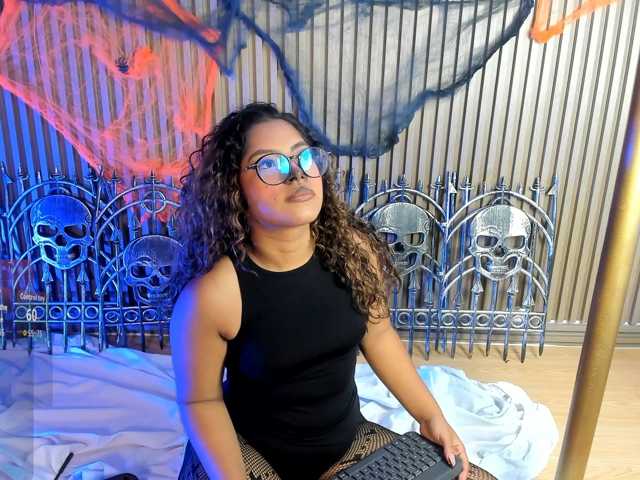 sweetemily-x live cam on BongaCams