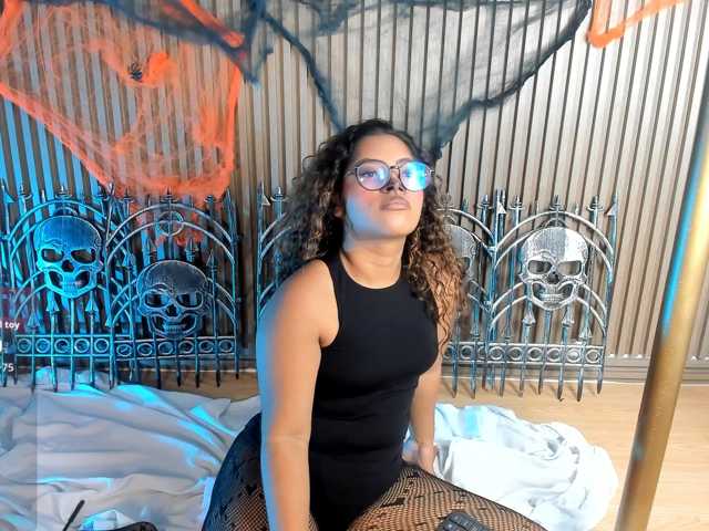 sweetemily-x live cam on BongaCams