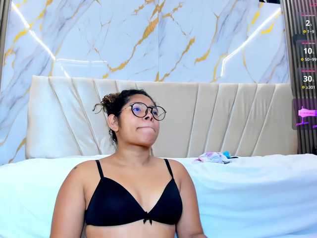 sweetemily-x live cam on BongaCams