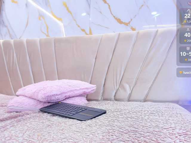 sweetemily-x live cam on BongaCams
