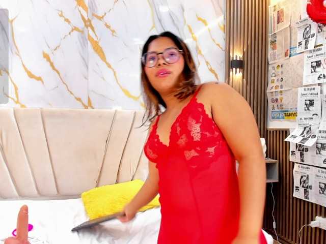 sweetemily-x live cam on BongaCams