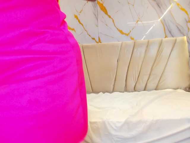 sweetemily-x live cam on BongaCams