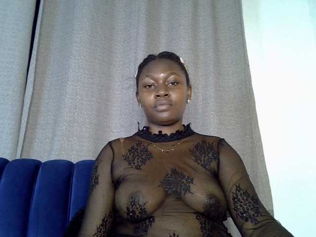 Sexytasha live cam on BongaCams