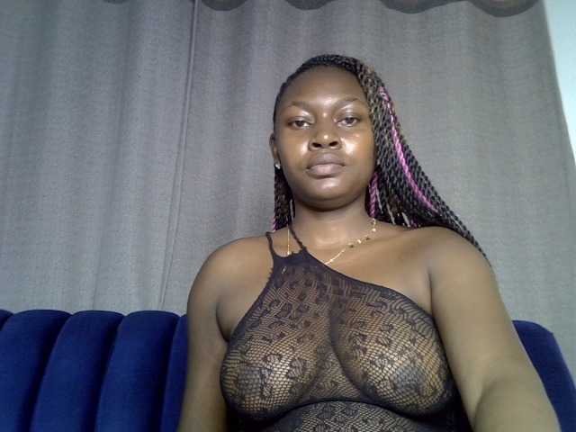 Sexytasha live cam on BongaCams