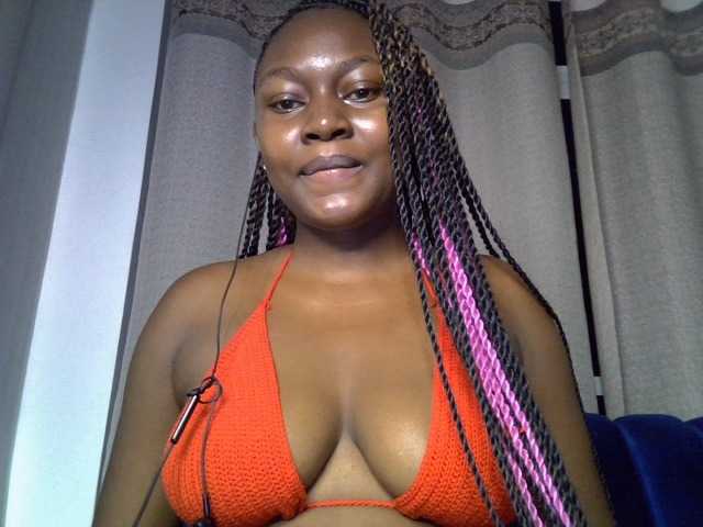 Sexytasha webcam bongacams model stream image