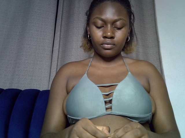 Sexytasha live cam preview