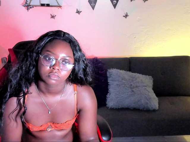 staicy26 live cam on BongaCams