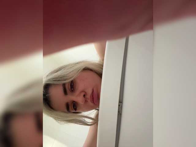 Nika-Licka live cam on BongaCams