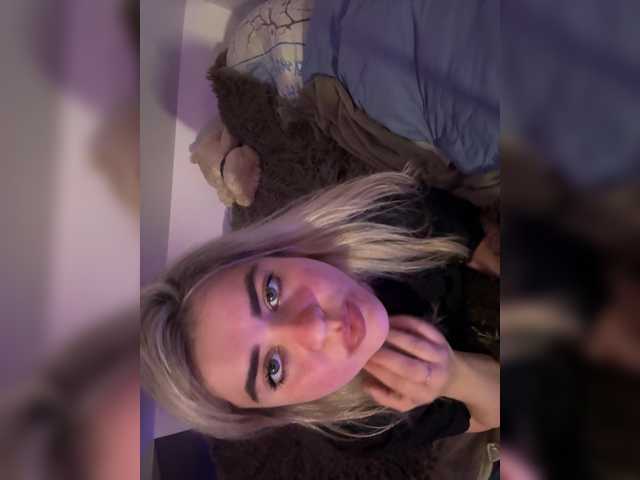 Nika-Licka live cam on BongaCams