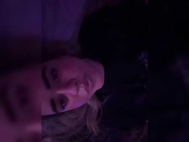 Nika-Licka live cam on BongaCams