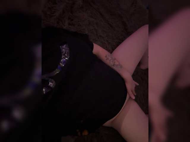 Nika-Licka live cam on BongaCams