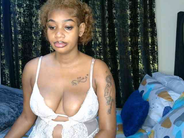 squishy394170 webcam