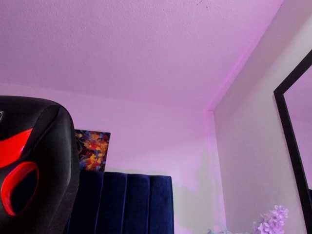 Valeri-sotoo1 live cam on BongaCams