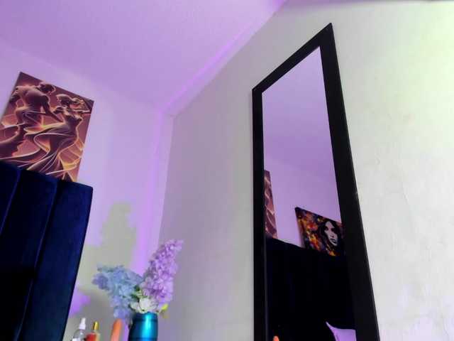 Valeri-sotoo1 live cam on BongaCams