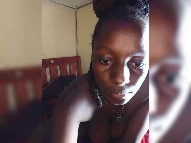 Paula2a live cam