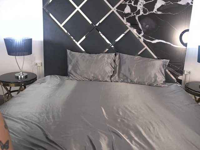 SashaStone live cam on BongaCams