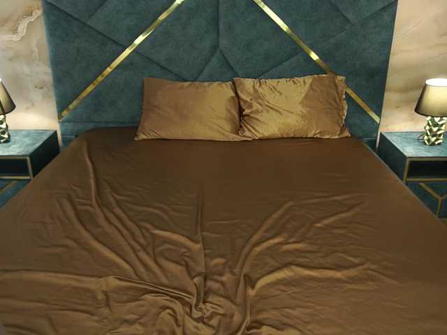 SashaStone live cam on BongaCams