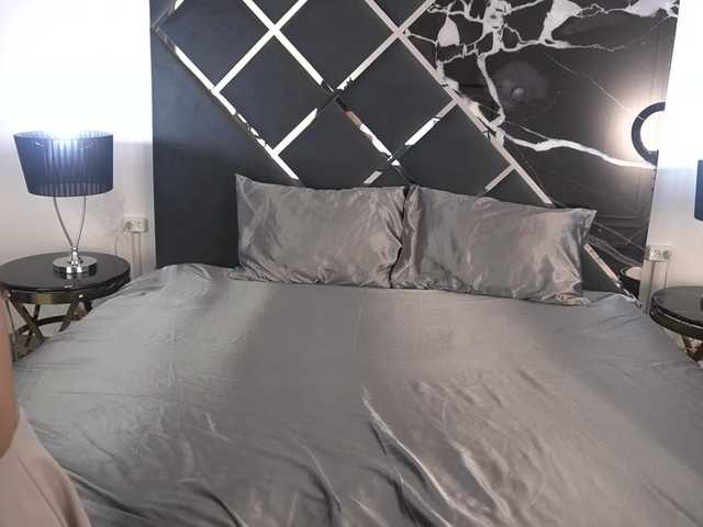 SashaStone live cam on BongaCams