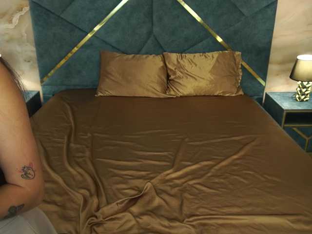 SashaStone live cam on BongaCams