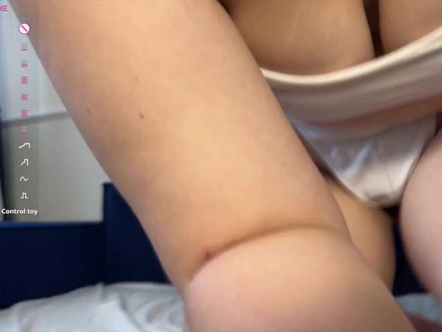 eva-joy live cam on BongaCams