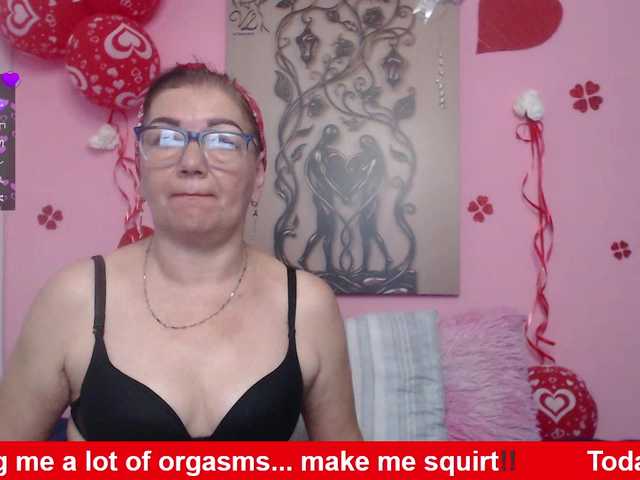 estefania344 live cam on BongaCams