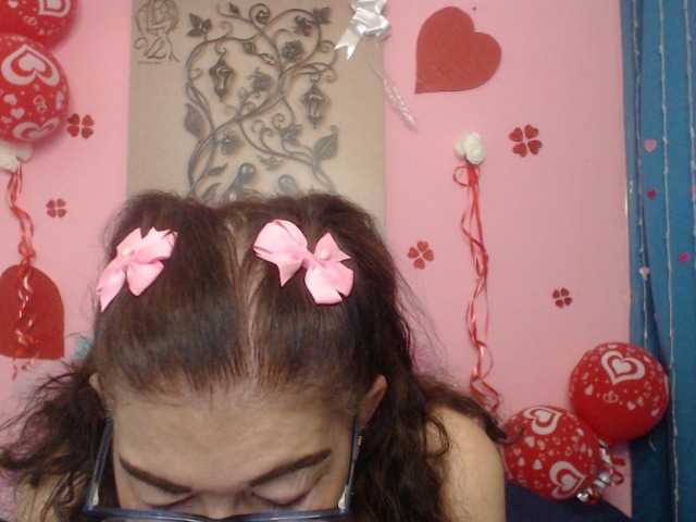 estefania344 live cam on BongaCams
