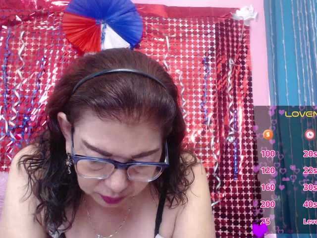 estefania344 live cam on BongaCams