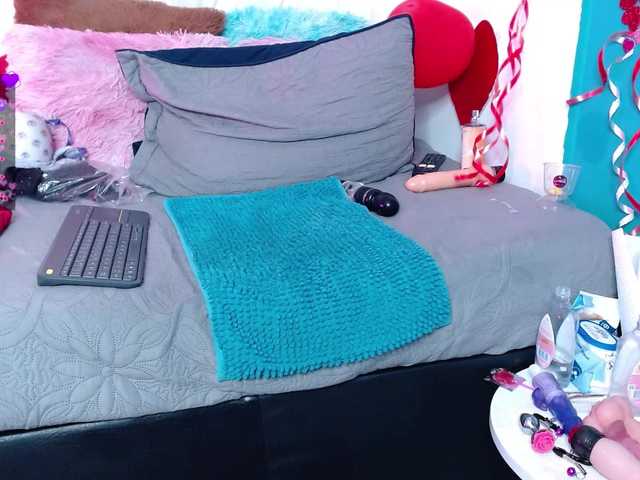 estefania344 live cam on BongaCams