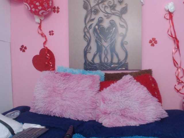 estefania344 live cam on BongaCams