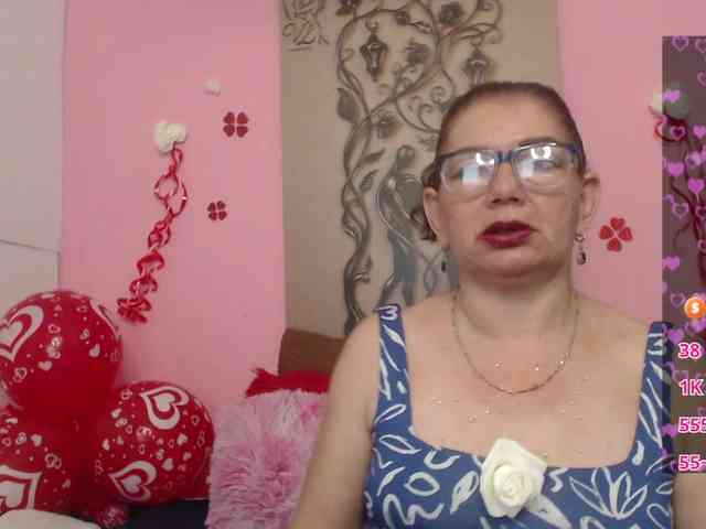 estefania344 webcam