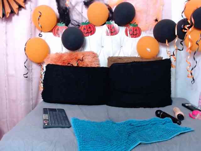 estefania344 webcam