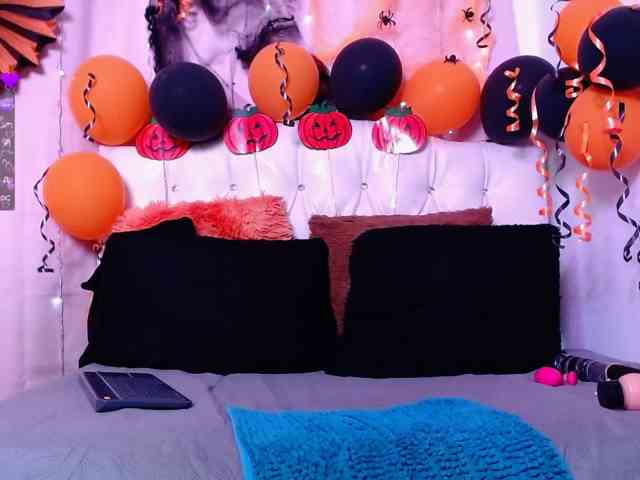 estefania344 webcam