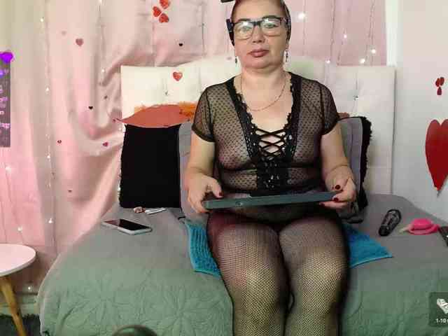 estefania344 webcam