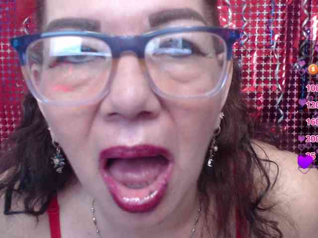 estefania344 webcam