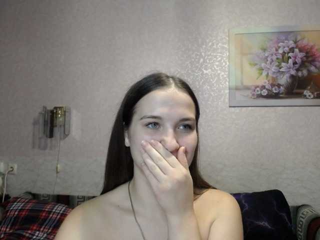 LovelyLika live cam preview