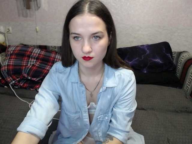 LovelyLika live cam on BongaCams