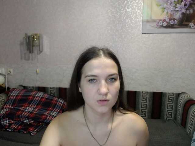 LovelyLika live cam preview