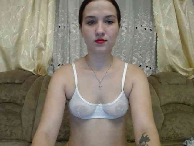 LovelyLika webcam