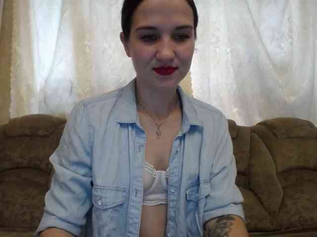 LovelyLika webcam