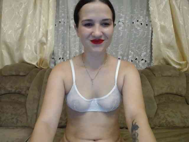 LovelyLika webcam