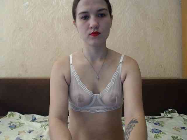 LovelyLika webcam
