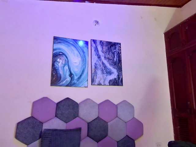 keyshell live cam on BongaCams