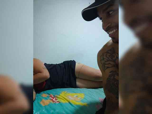 HotLatinCouple webcam