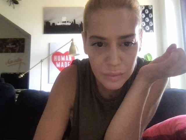 AccaHVelvet webcam